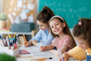schoolkind meisje lach